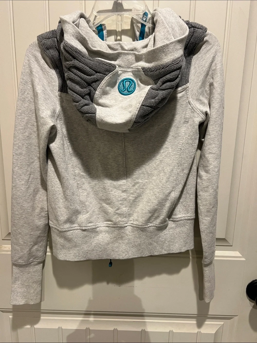 lululemon athletica Light Gray Quilted Hooded Cowl with Teal Logo